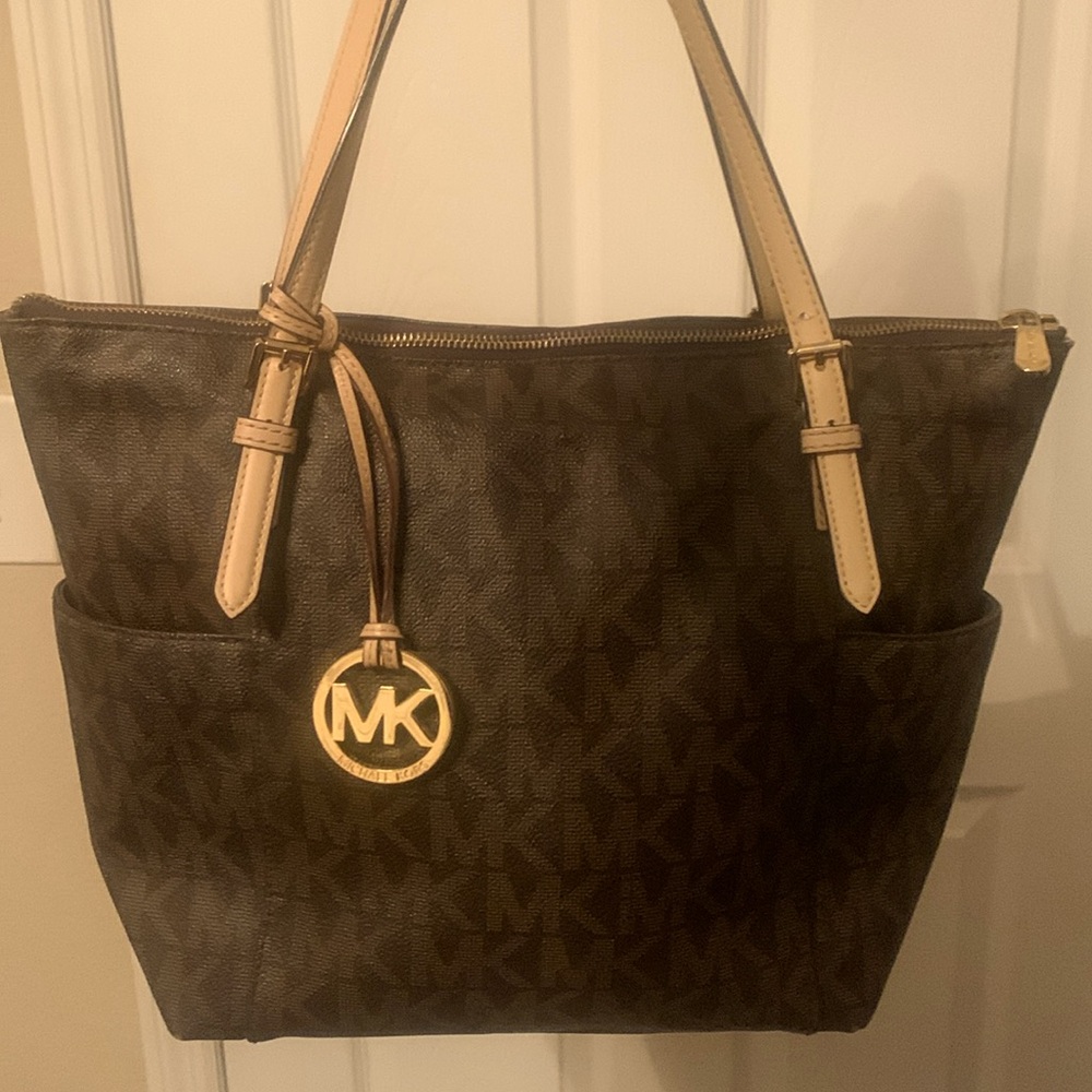 Michael Kors Shoulder Bag